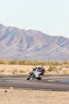 media/Dec-07-2025-CVMA (Sun) [[3e7d2de5dc]]/Race 18-Formula Twins-Formula 40 UL/